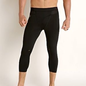 🆕 Under Armour HeatGear® Rush 3/4 Leggings Black size small 717